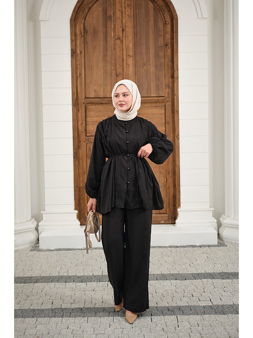 Kadın Çoban Düğmeli Pantolonlu Pilise Detay Takım Siyah-1