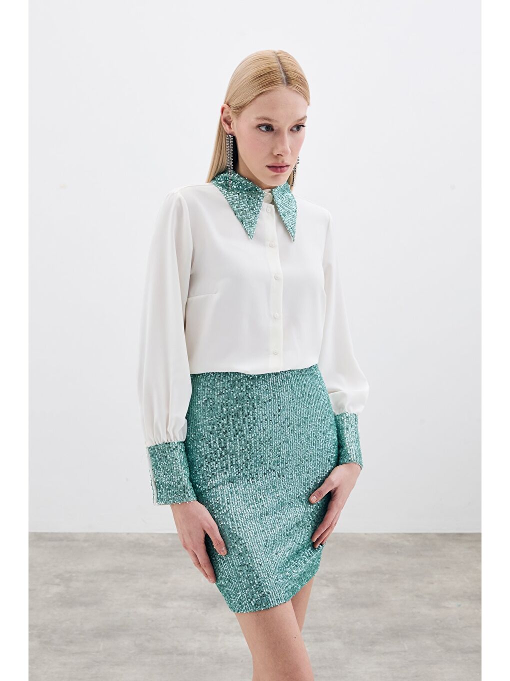 Payet Detaylı Gömlek - Ekru-Mint-3