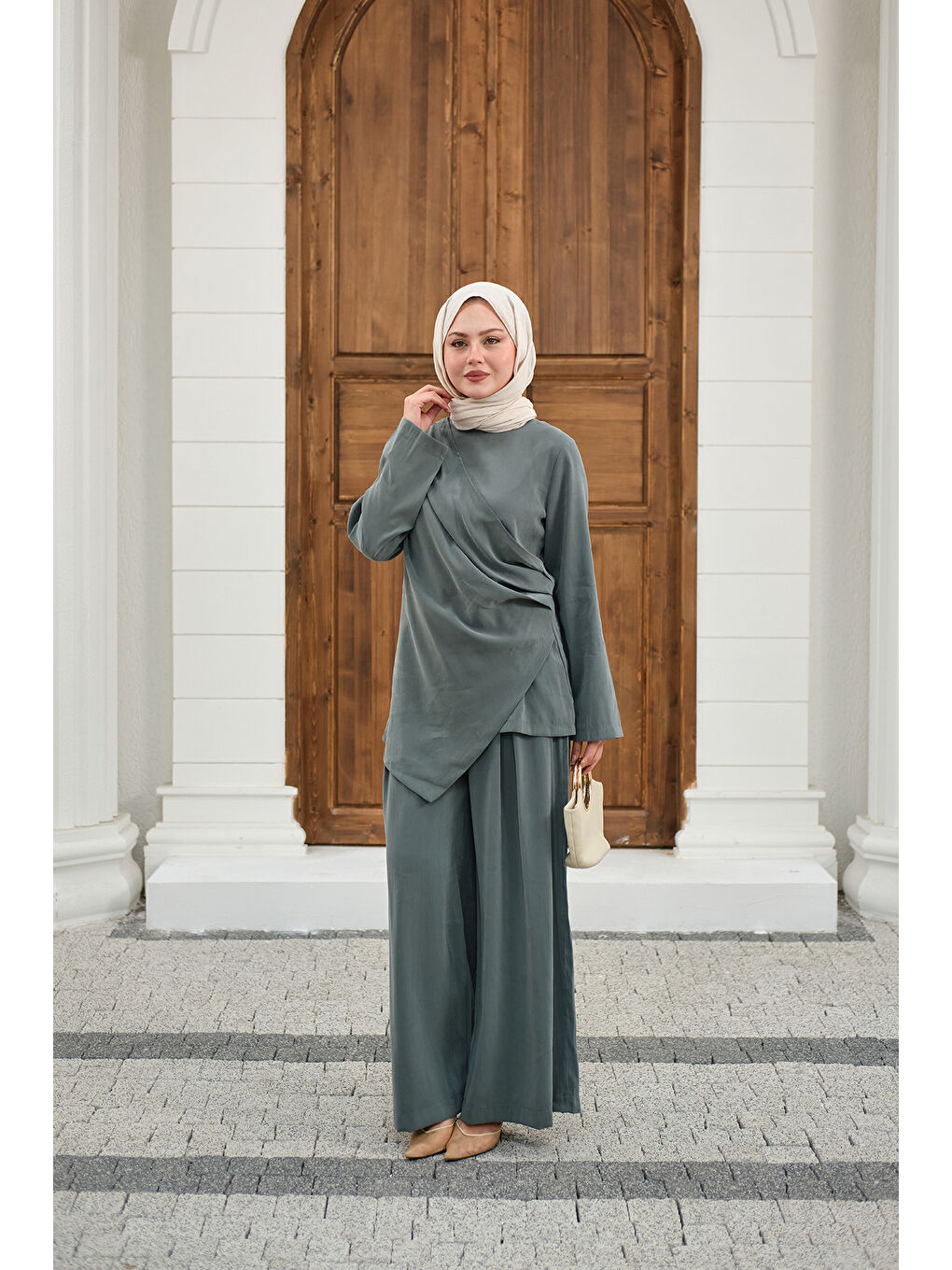 Kadın Yandan Dikişli Parça Detay Pantolonlu Takım Yeşil-1