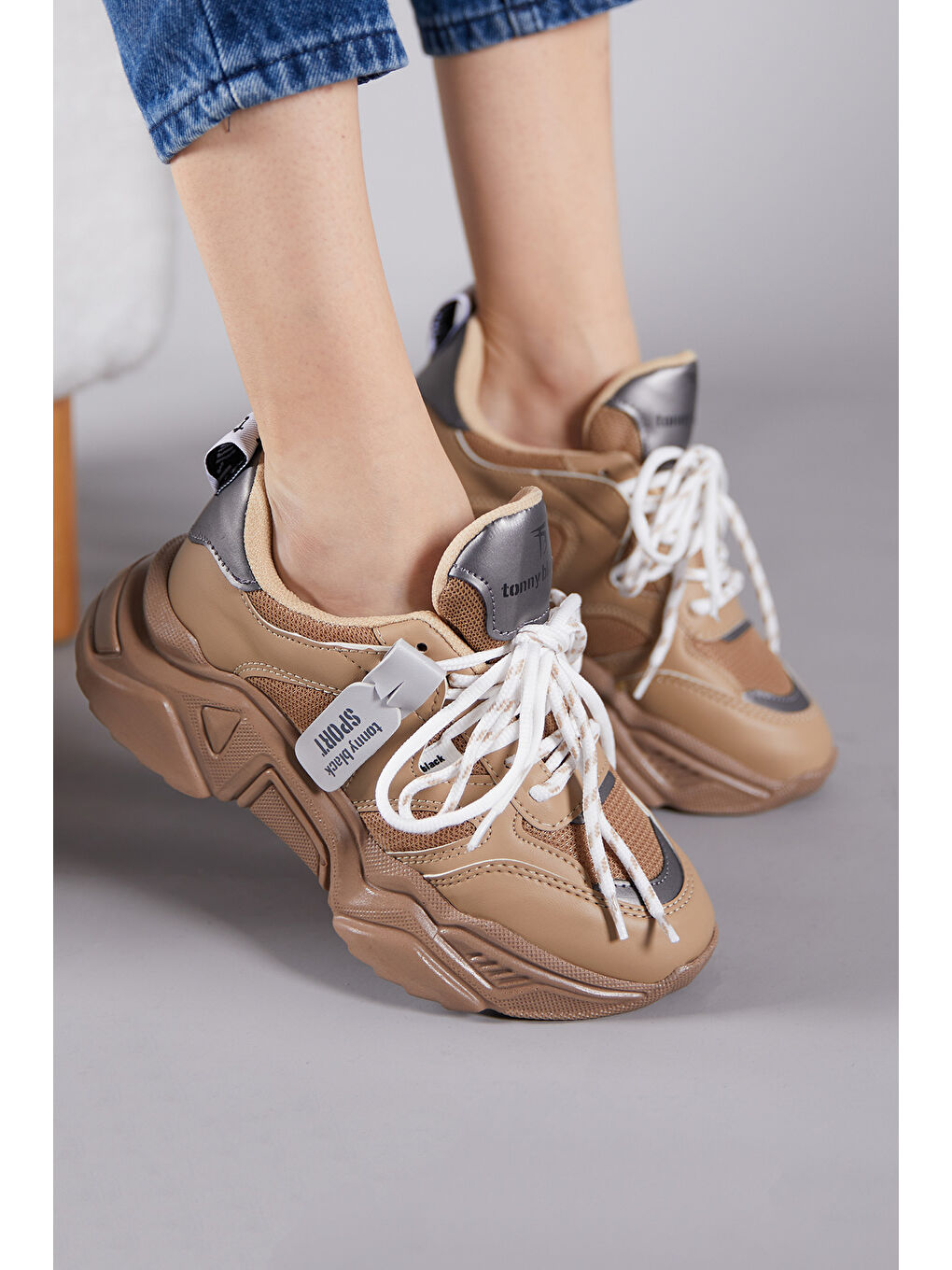 Kahverengi Kadın Toprak Rahat Kalıp Yüksek Taban Çift Bağcıklı Spor Ayakkabı-4