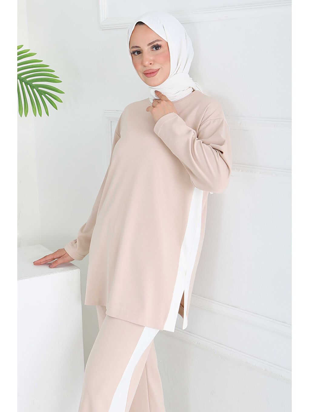 Ekru Garnili Yırtmaçlı Modal İkili Takım Krem - 28012-KREM-2