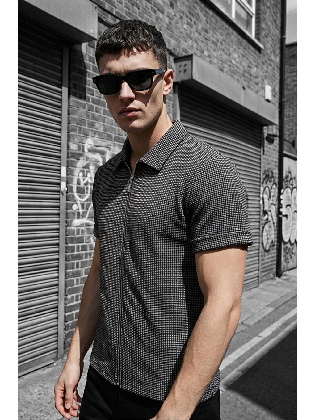 Gri Qui Fermuar Detaylı Kısa Kollu Dokulu Örme Gömlek Ceket (Polo Yaka)-2