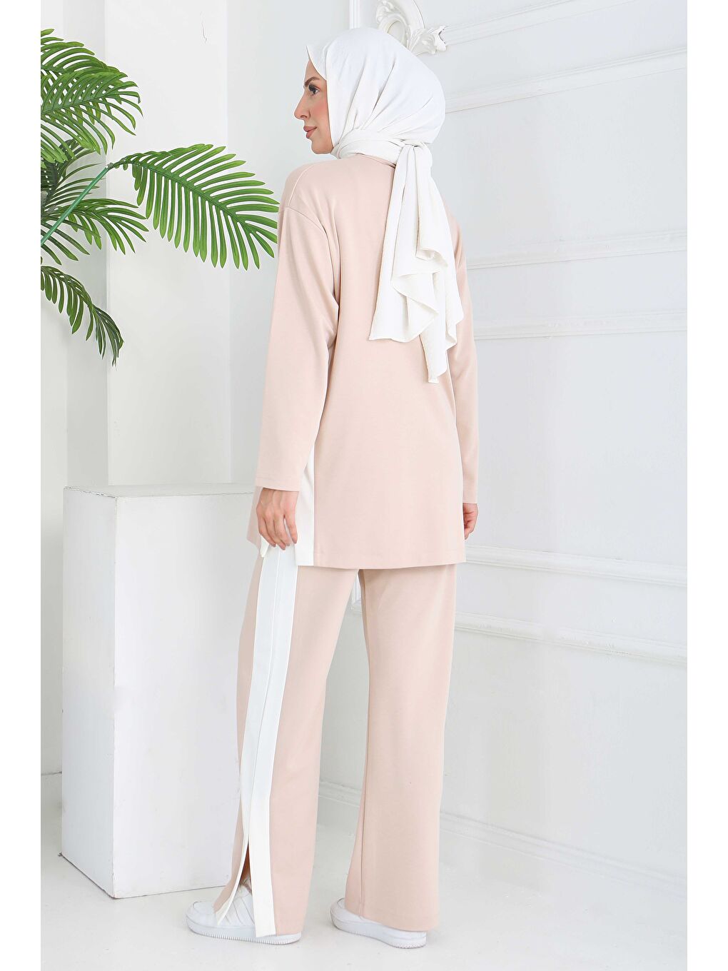 Ekru Garnili Yırtmaçlı Modal İkili Takım Krem - 28012-KREM-3