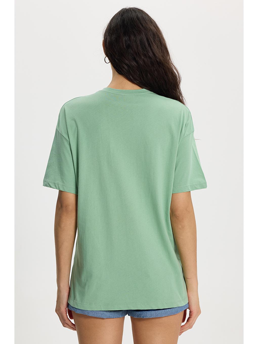 Kadın Oversize Geniş Kesim %100 Pamuk Bisiklet Yaka Kısa Kollu Baskılı Yeşil Tişört-5