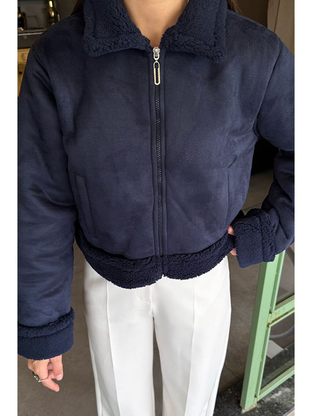 Lacivert İçi Pelüşlü Kadın Nubuk Mont-2