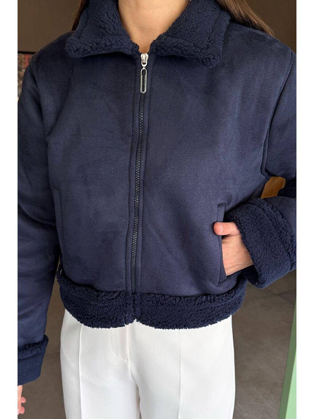 Lacivert İçi Pelüşlü Kadın Nubuk Mont-3