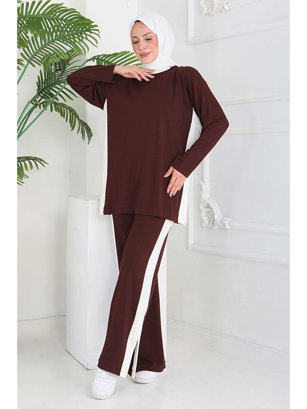 Kahverengi Garnili Yırtmaçlı Modal İkili Takım Kahve - 28012-KAHVE