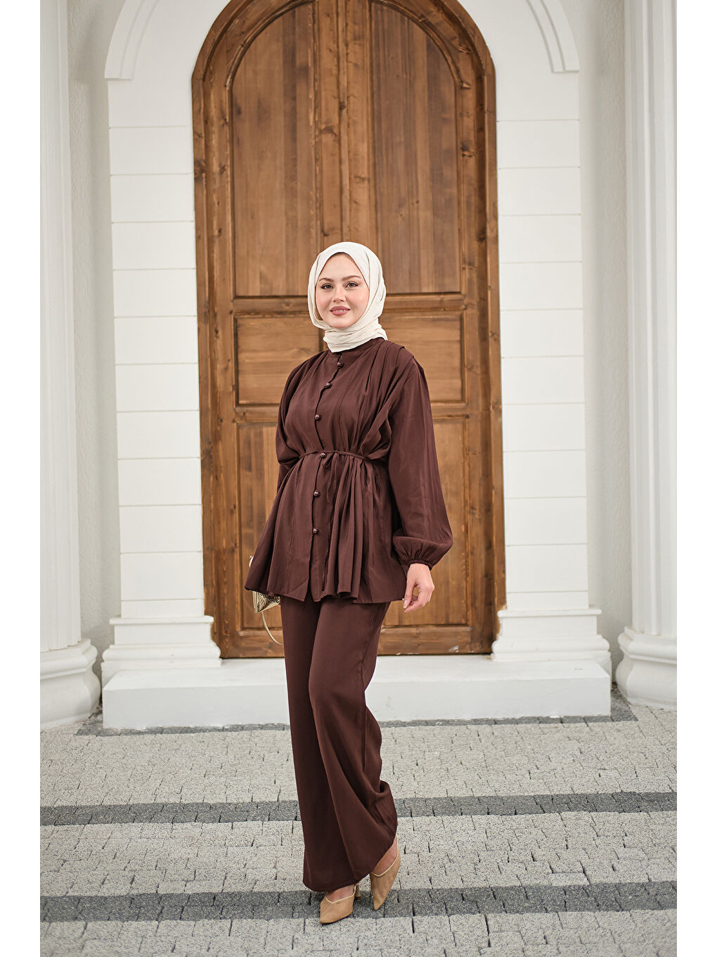 Kadın Çoban Düğmeli Pantolonlu Pilise Detay Takım Kahverengi-4