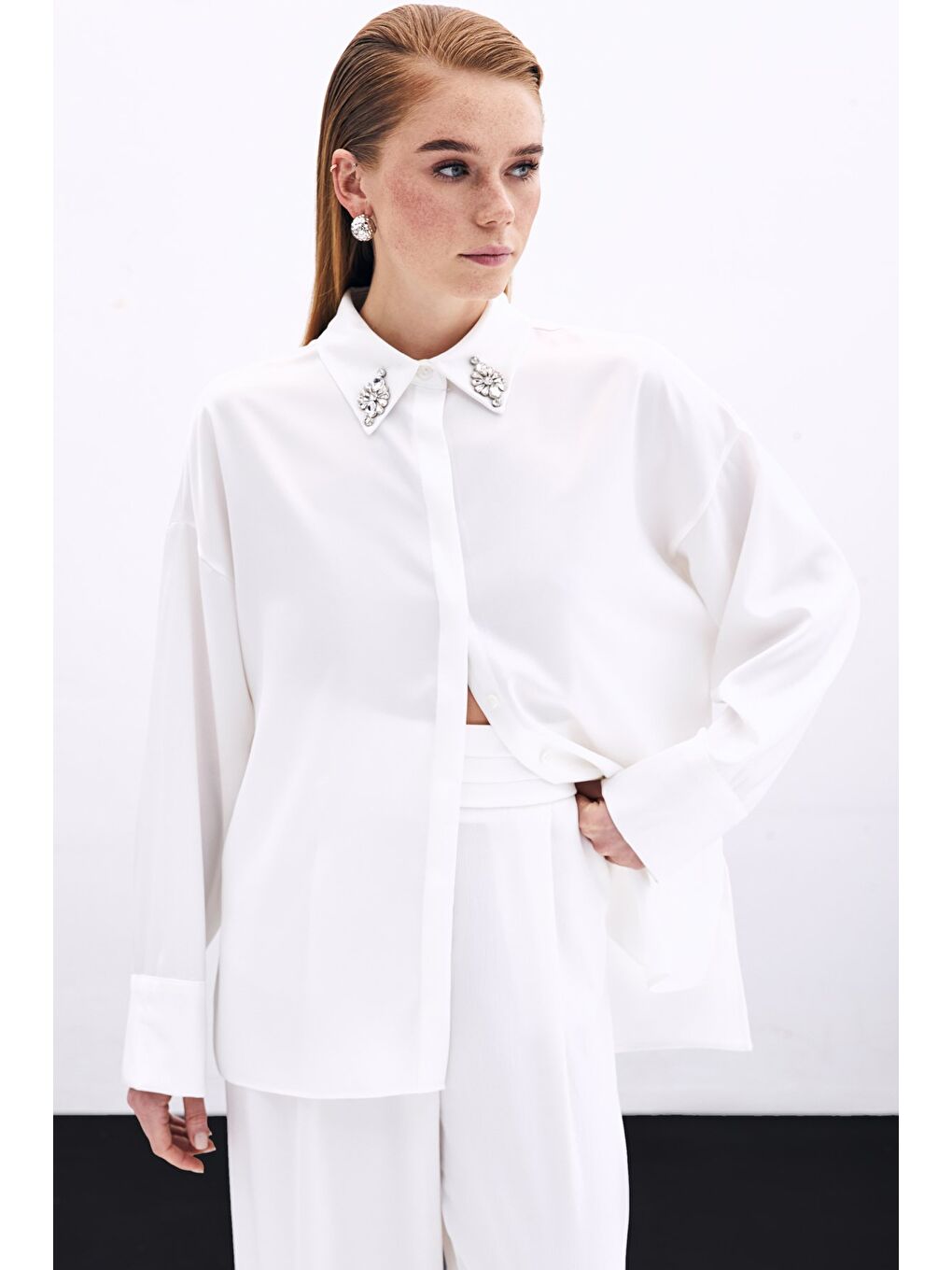 Aksesuar Detaylı Gömlek - Ekru-2