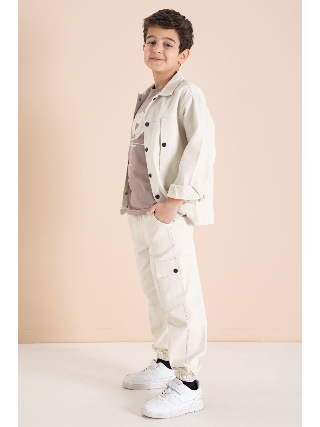 Ekru Krem Kargo Cepli Jean Ceketli ve Pantolonlu Erkek Çocuk Tişörtlü 3lü Takım 23537-2