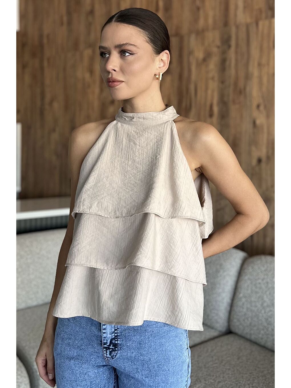 Bej Kadın Sıfır Kol Kat Kat Bluz-1