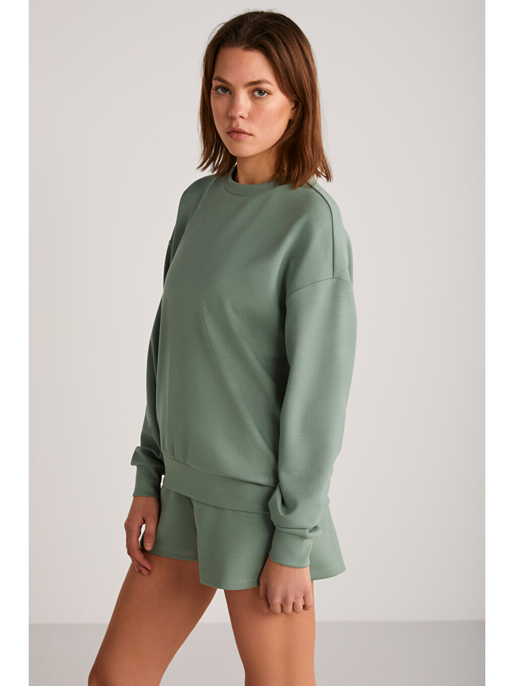 Maisie Kadın Scuba Kumaşlı Aşırı Yumuşak Yuvarlak Yakalı Oversize Mint Yeşil Sweatshirt-2