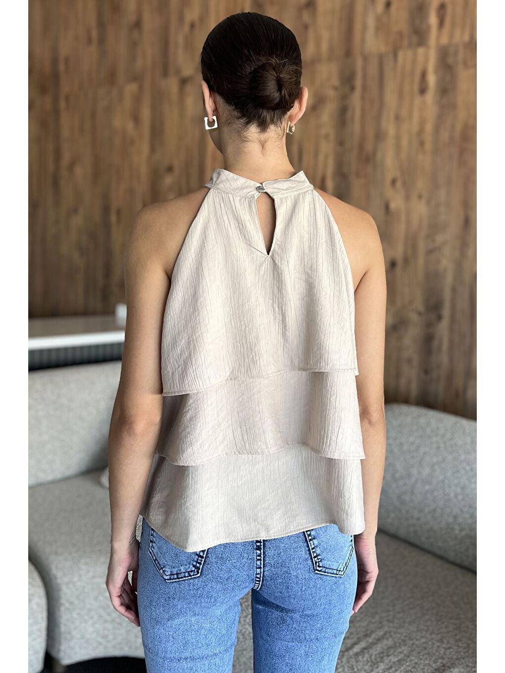 Bej Kadın Sıfır Kol Kat Kat Bluz-2