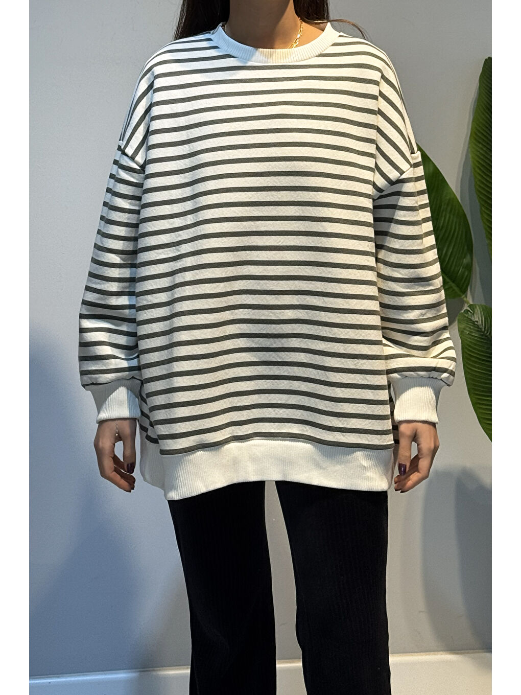 Bisiklet Yaka Çizgili Basic Uzun Kol Sweatshirt 3030 Haki-1