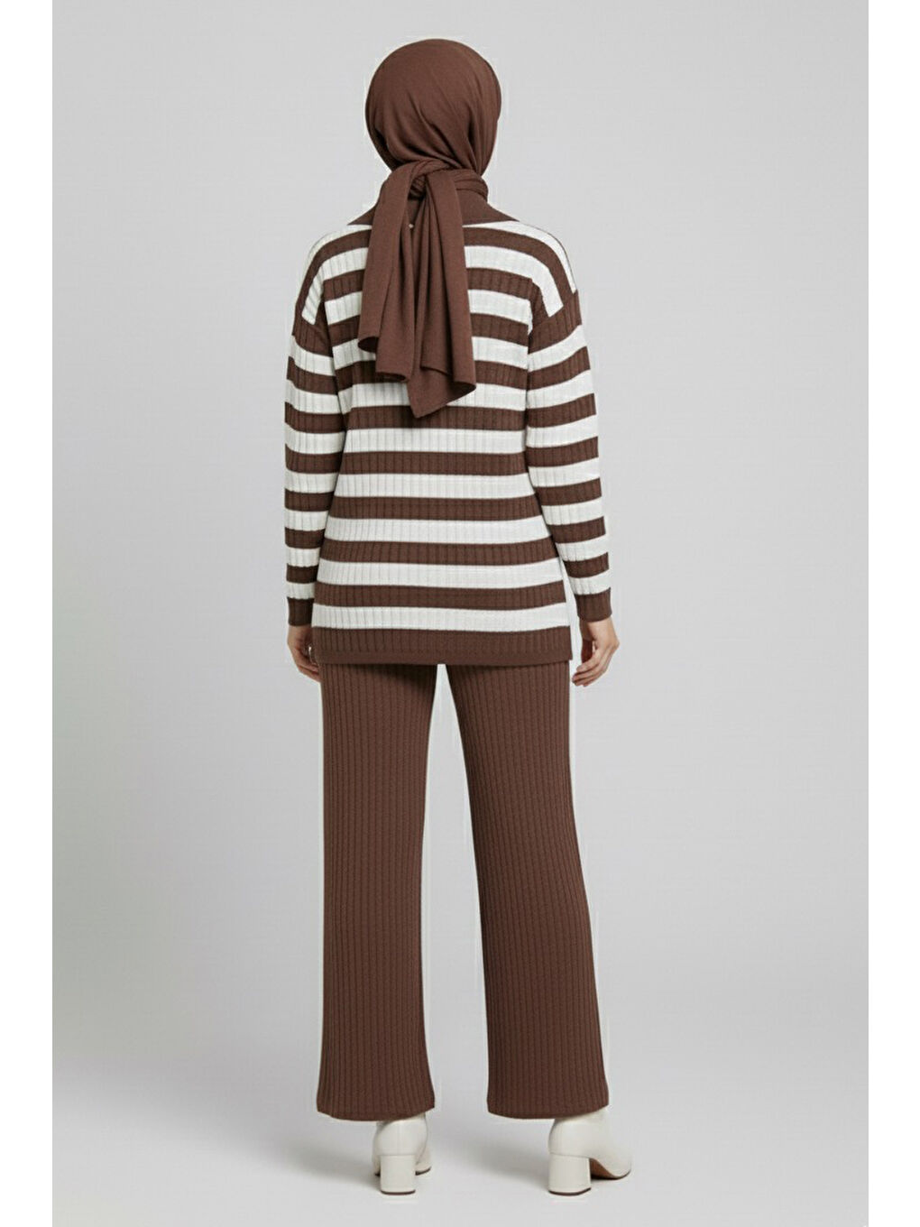 Kahverengi Çizgili Triko İkili Takım Kahve - 27999-KAHVE-2