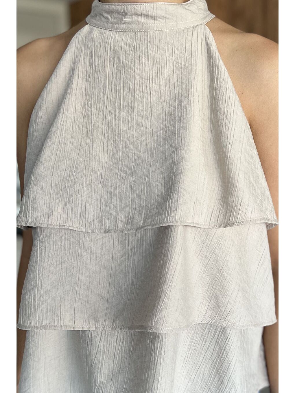 Bej Kadın Sıfır Kol Kat Kat Bluz-3