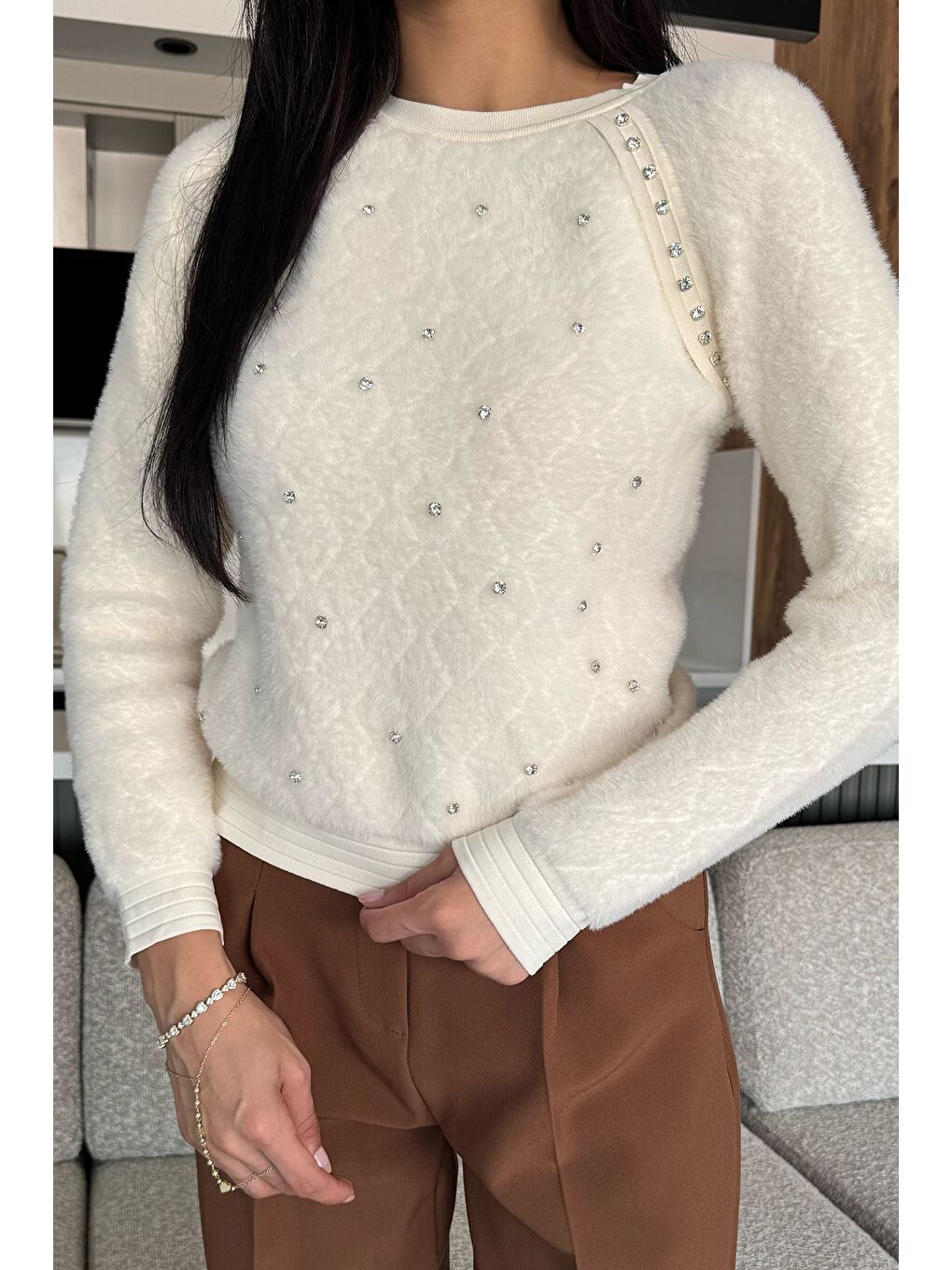 Ekru Taşlı Yumoş Triko Kazak (s,m,l Uyumludur)-1