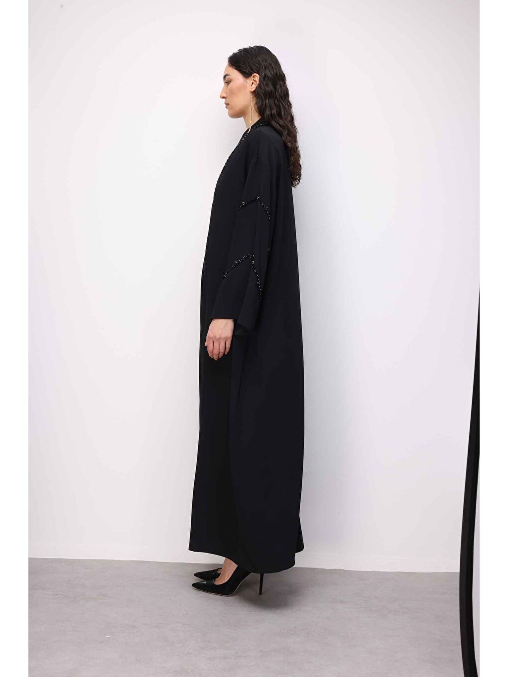 Boncuk Nakışlı Siyah Abaya-2