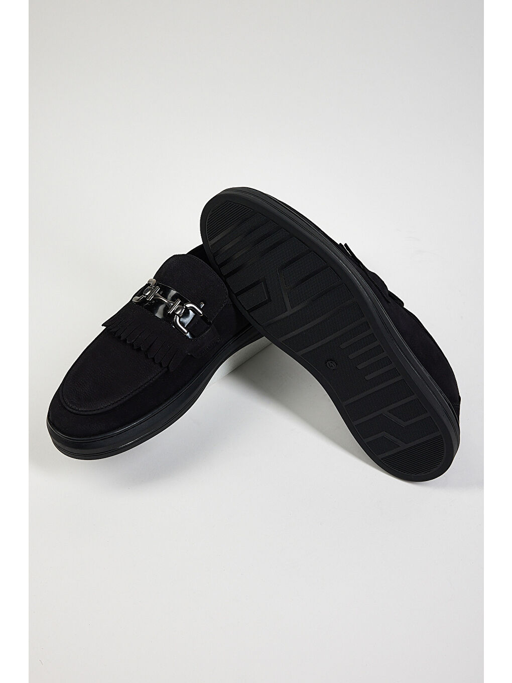 Bordo Erkek Siyah Süet Rahat Kalıp Hakiki Deri Püsküllü Tokalı Loafer-4