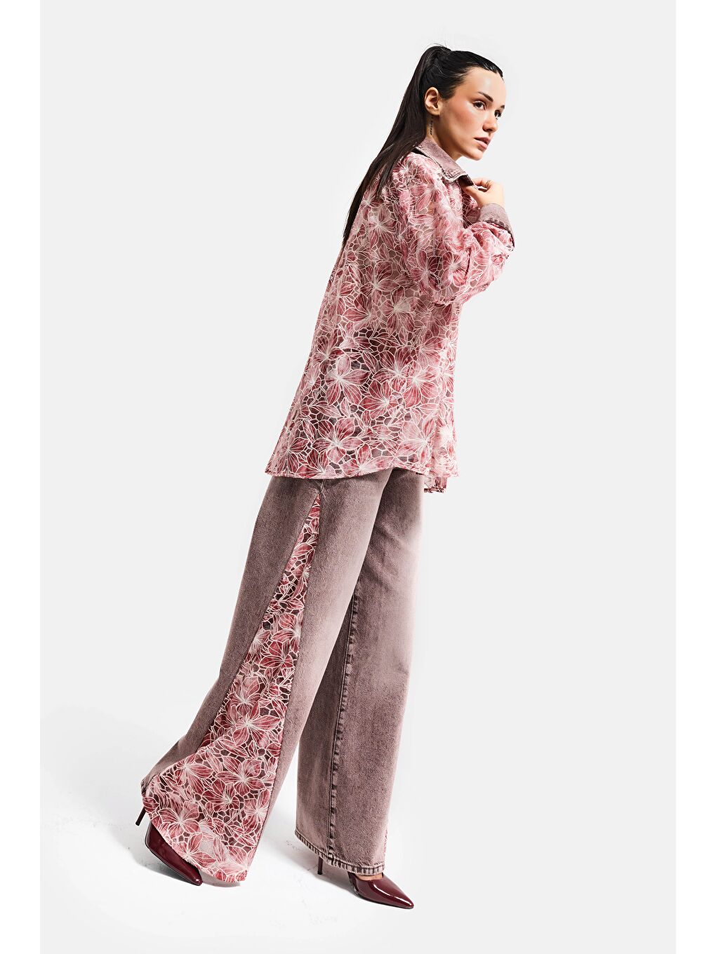 Kadın Pembe 4s6-157 Oversize Özel Tasarım Dantel Ve Gül Detaylı Denim Yakalı Gömlek Ceket-4