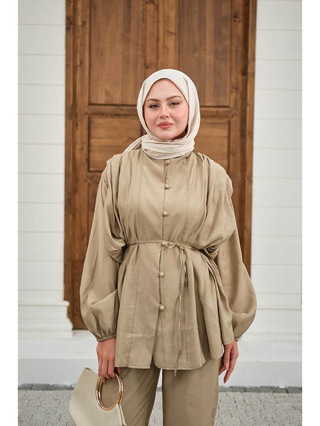 Ekru Kadın Çoban Düğmeli Pantolonlu Pilise Detay Takım Krem-2