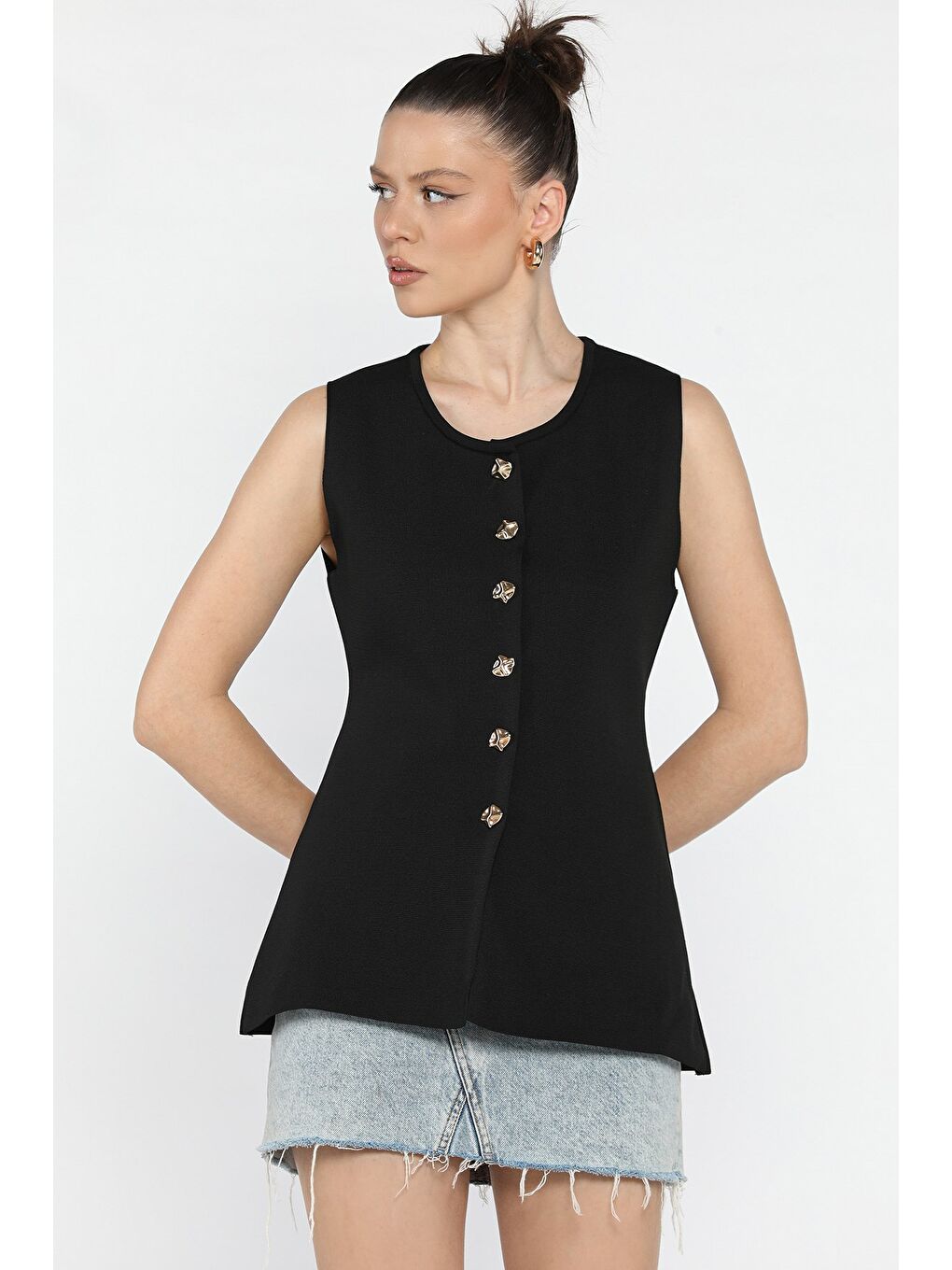 Siyah Kadın Bisiklet Yaka Düğmeli Triko Yelek (s-m-l Beden Uyumludur)-1