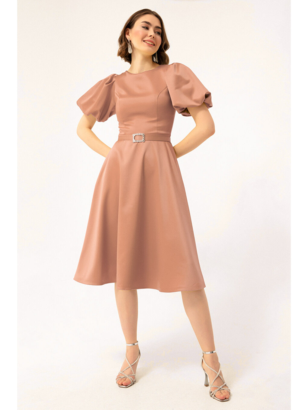 Pembe Kadın Pudra Balon Kollu Taşlı Kemerli Mini Saten Abiye Elbise-2