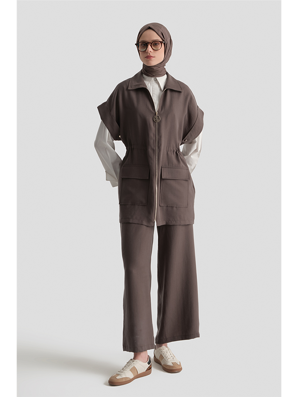 Kahverengi Yelekli Takım Kahve-1