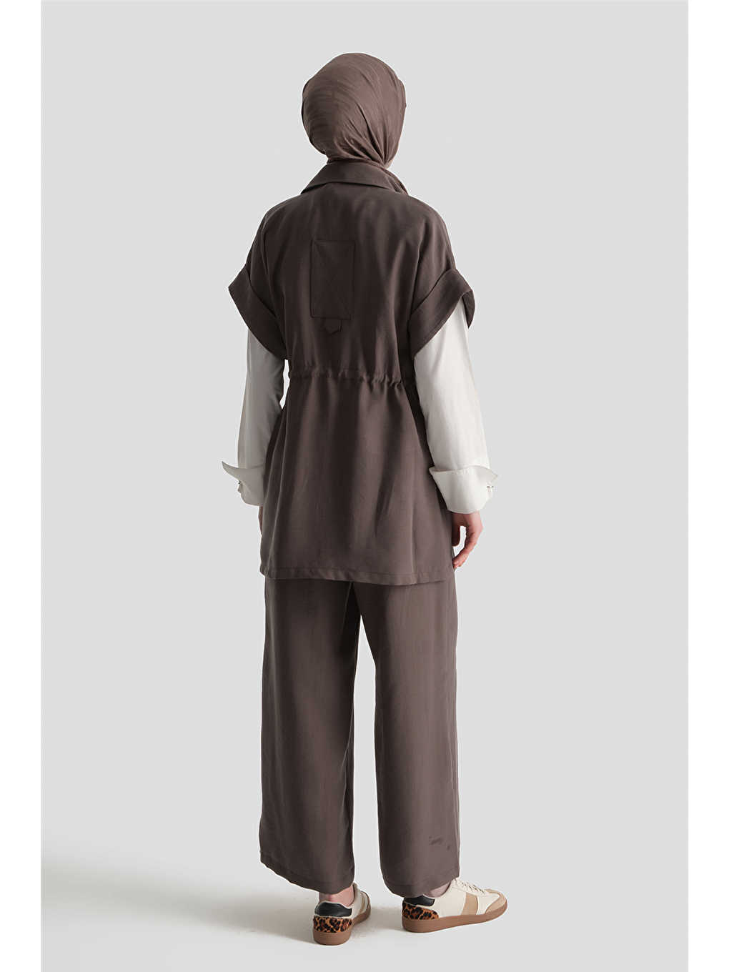 Kahverengi Yelekli Takım Kahve-4