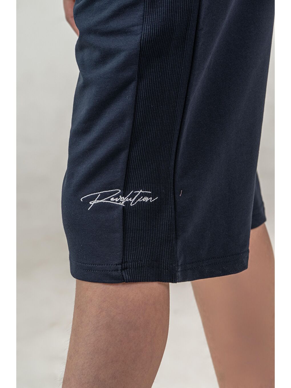 Lacivert Sol Bacak Nakışlı Erkek Çocuk Şort-3