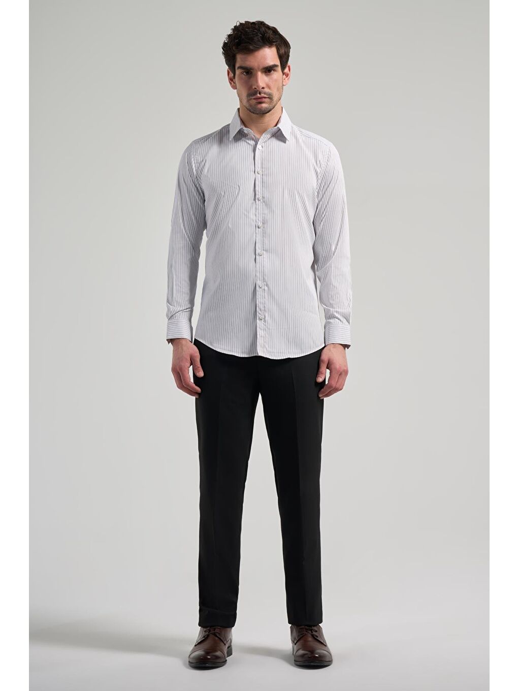 Beyaz Uzun Kol Desen Yarım İtalyan Yaka Cepsiz Esnek Classic Slim Fit Gömlek 1004245220-1