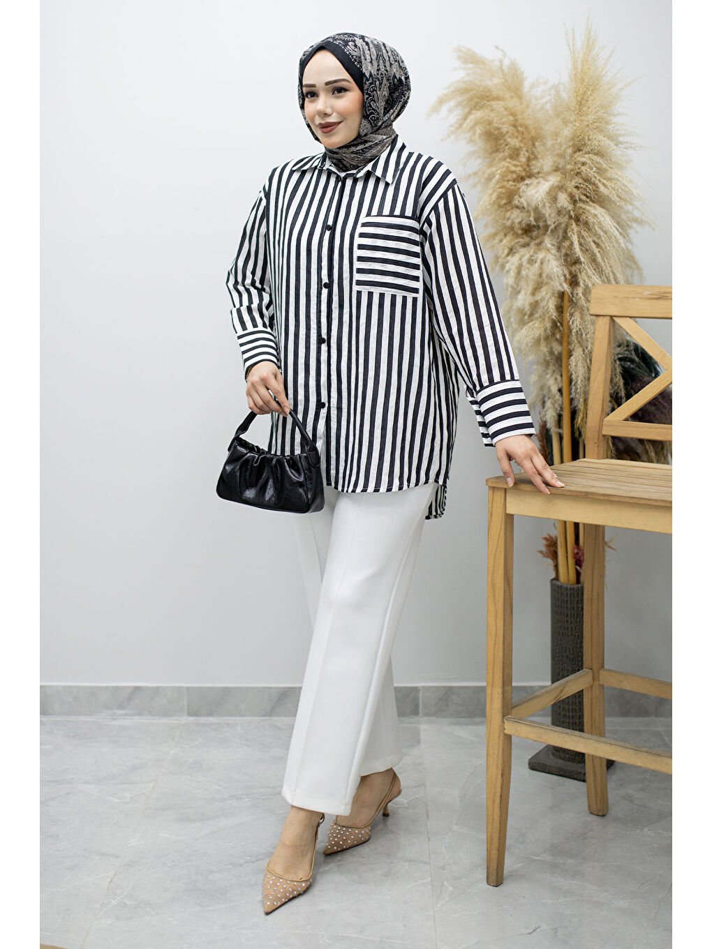 Çizgili Cepli Gömlek TSD260174 Siyah