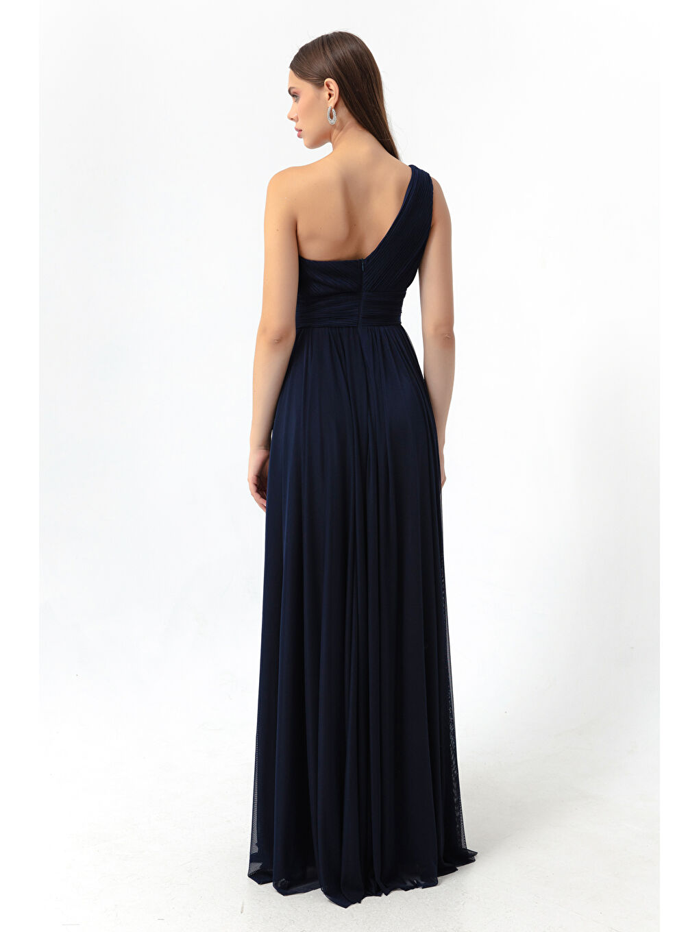 Kadın Lacivert Tek Omuz Yırtmaçlı Uzun Abiye Elbise-4