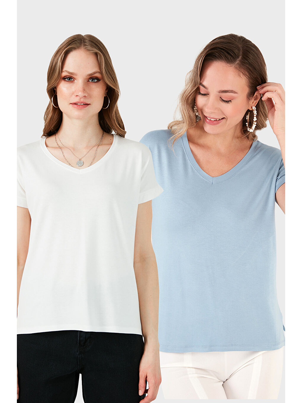 Ekru V Yaka Relaxed Fit Yırtmaç Detaylı 2'li Paket Bluz 5862000S2