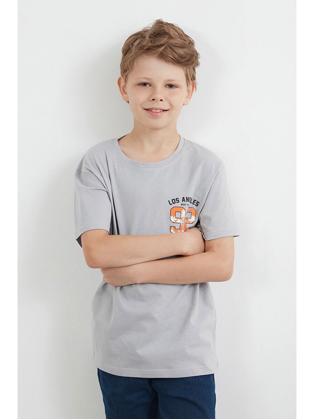 Gri Önü Ve Arkası 92 Baskılı Erkek Çocuk Tişört