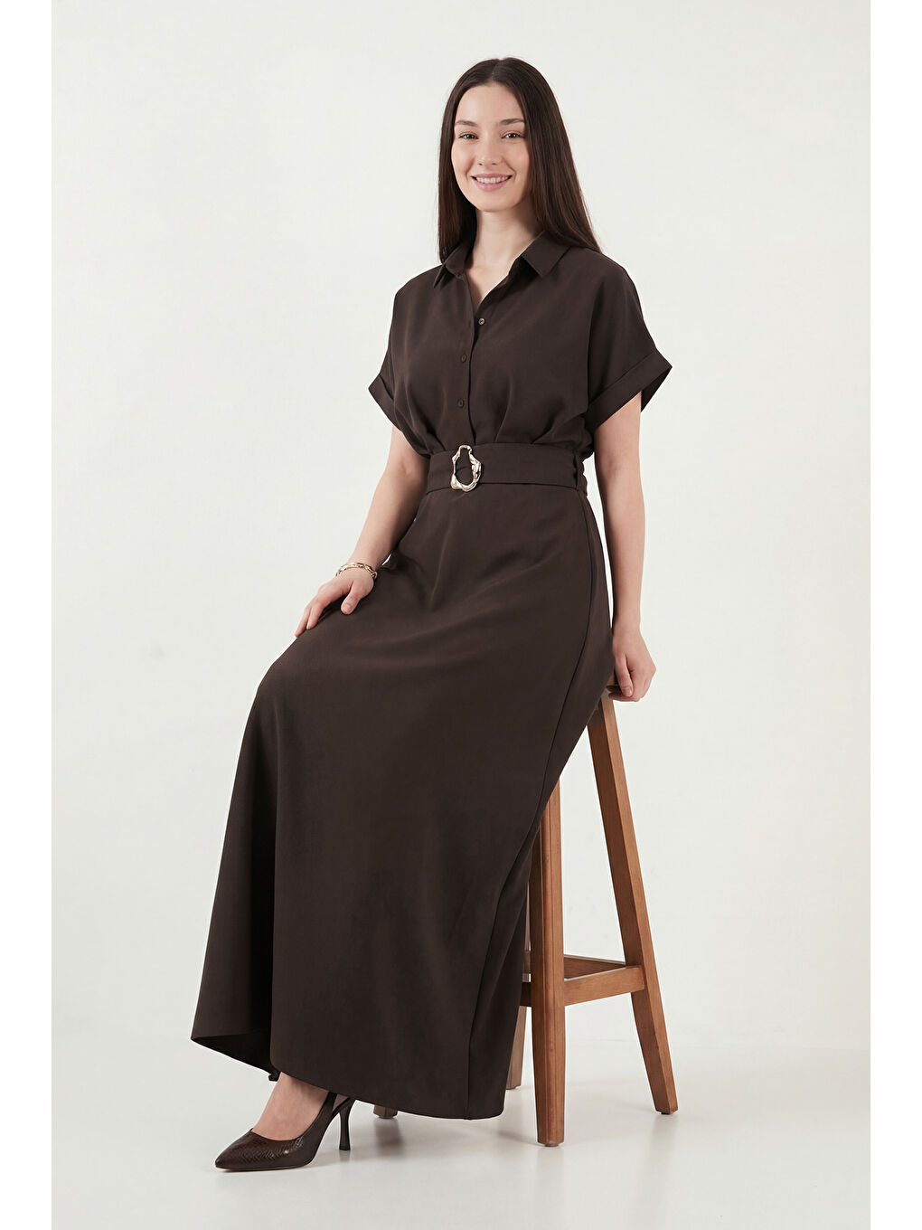 Kahverengi Gömlek Yaka Kemerli Maxi Boy Elbise 6922376-3