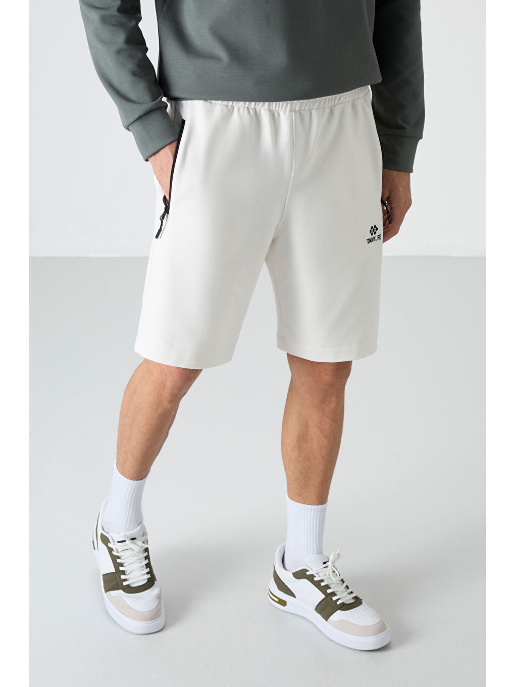 Standart Kalıp 3lü Paket Siyah-Lacivert-Ekru Erkek Şort - 81136-4