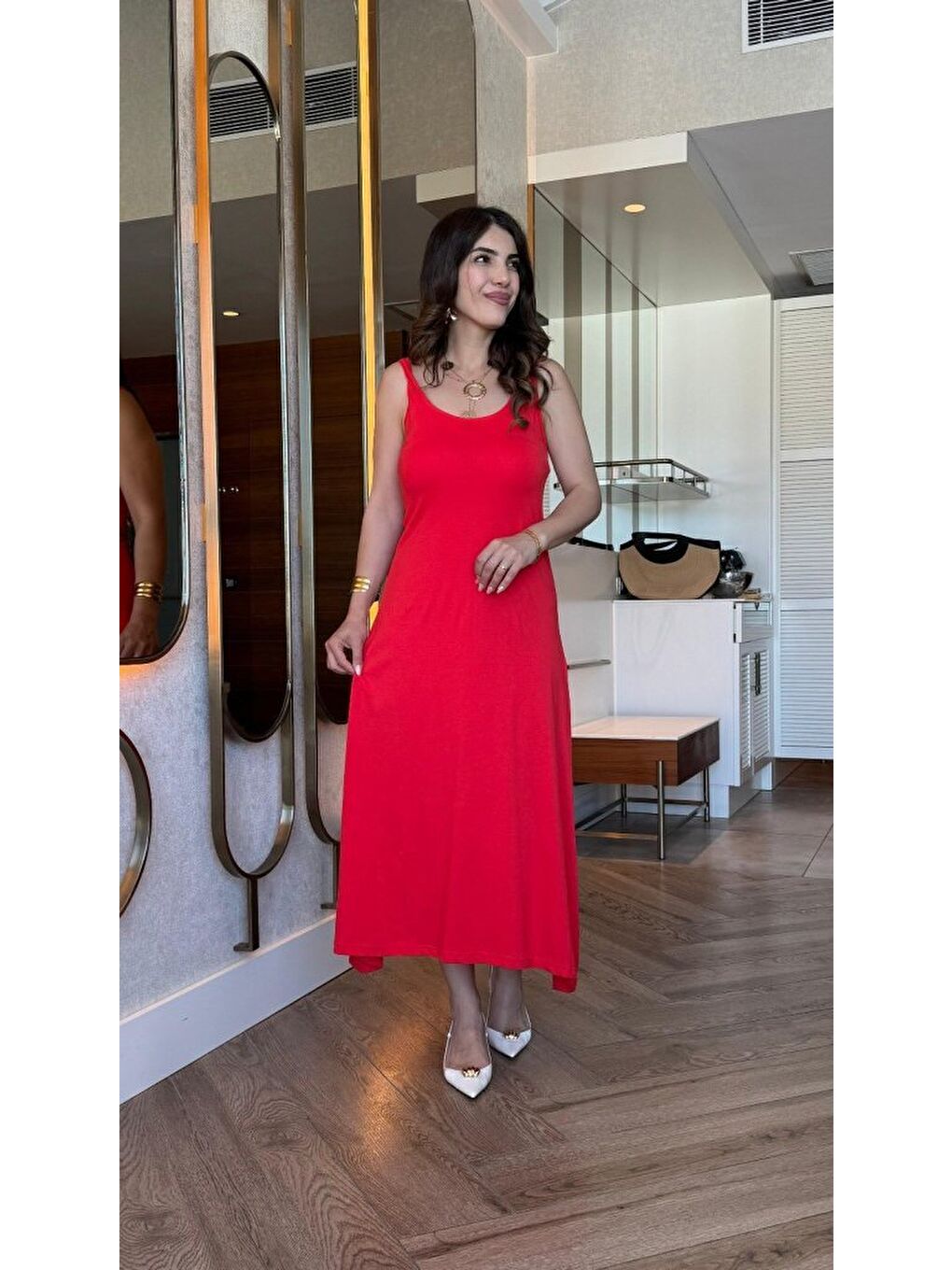 Kırmızı Kadın Askılı Yuvarlak Yakalı Viskon Elbise-3
