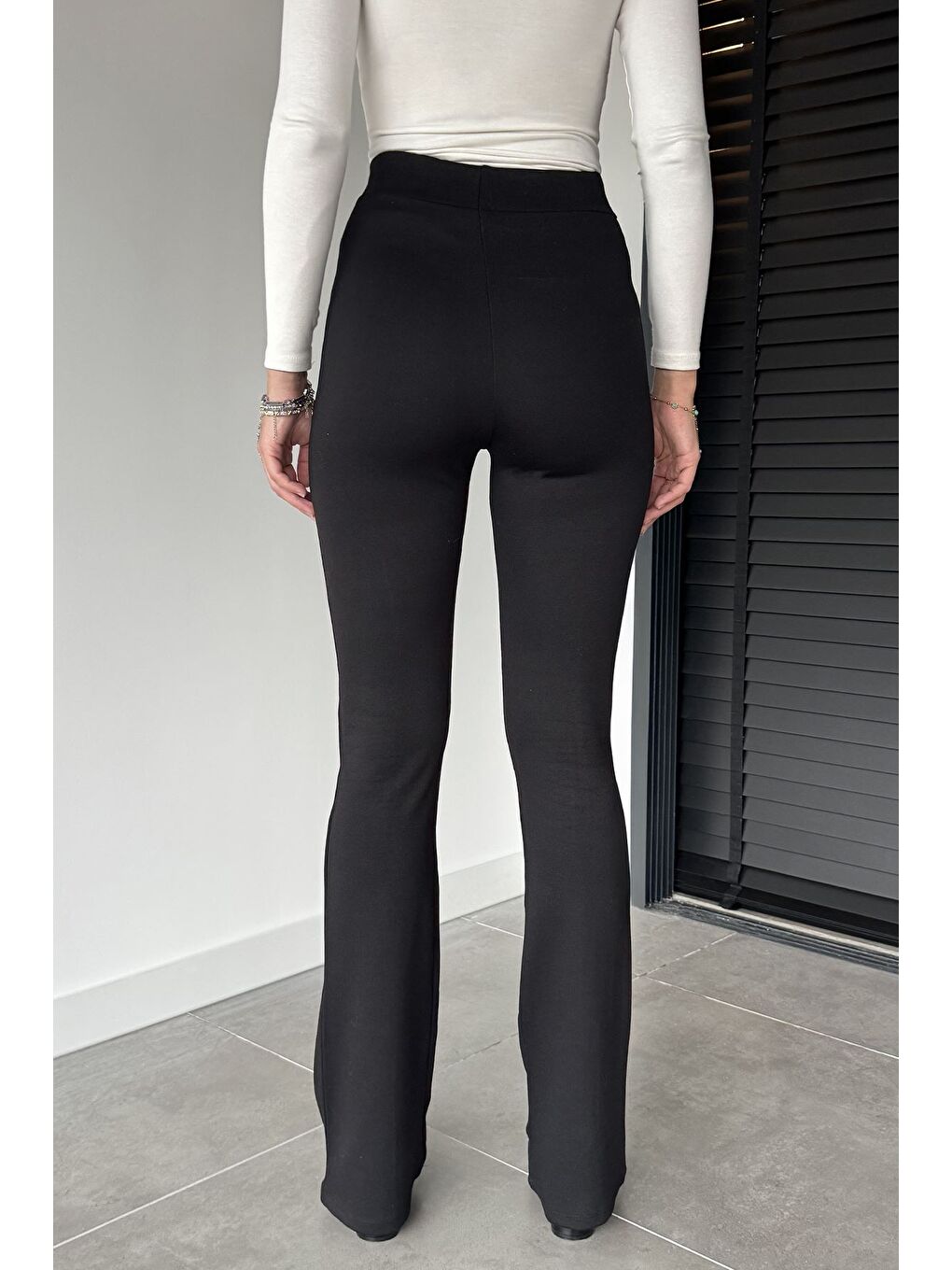Siyah Kadın Ön Çimalı İspanyol Paça Pantolon-3