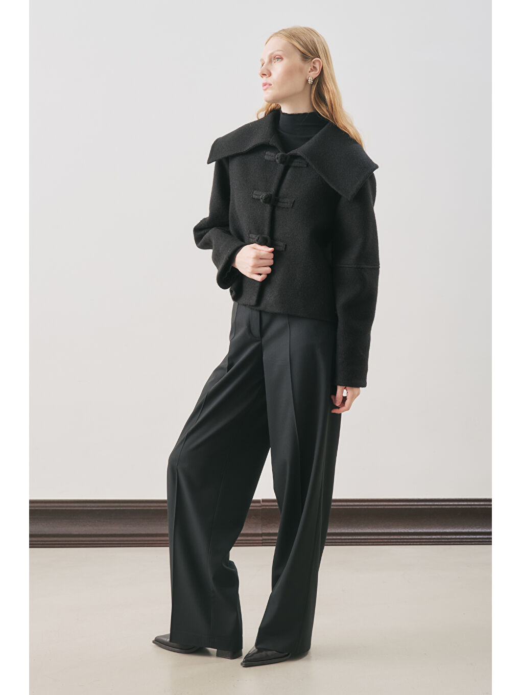 Isabel Kısa Kaşe Ceket Siyah-2