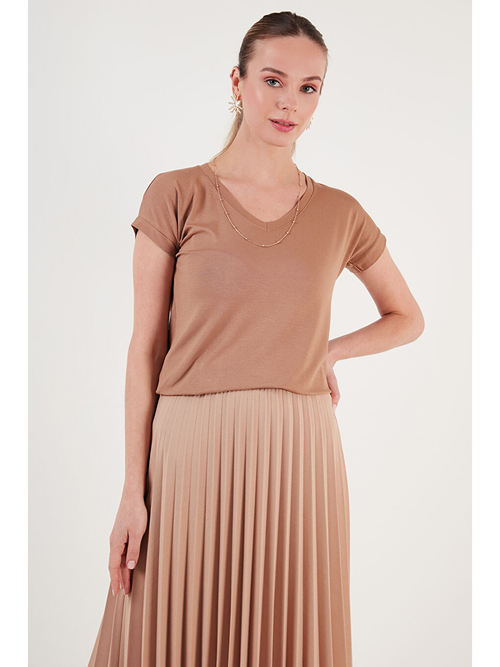 Siyah V Yaka Relaxed Fit Yırtmaç Detaylı 2'li Paket Bluz 5862000S2-1