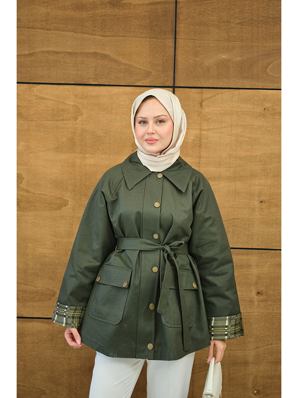 Kadın Bilekleri Ekose Görünümlü Trenç Yeşil-2