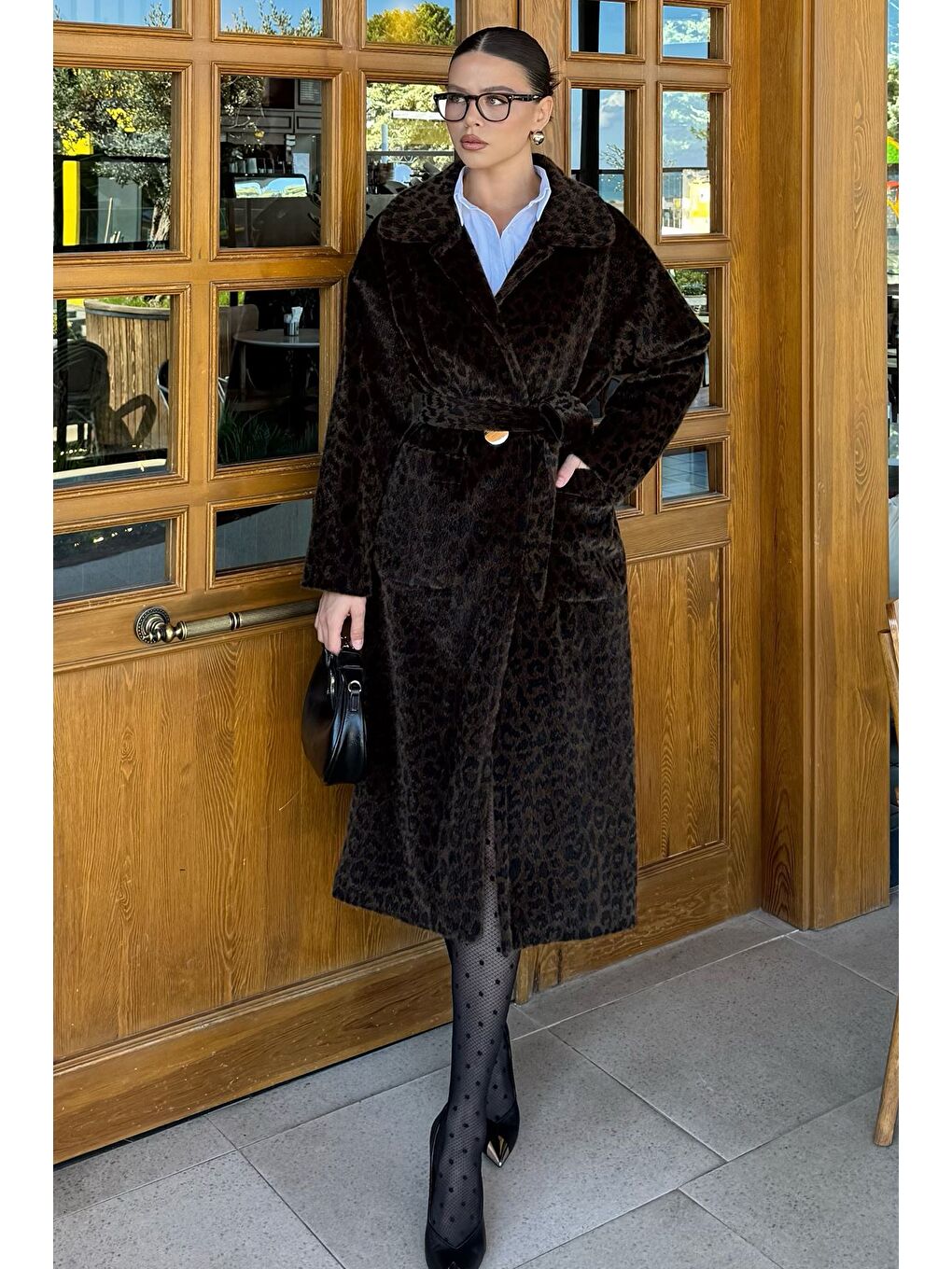 Kahverengi Kadın İç Astarlı Kuşaklı Gold Düğme Detaylı Leopar Desen Sakallı Kaban (s-m-l-xl Beden Uyumludur.)-1