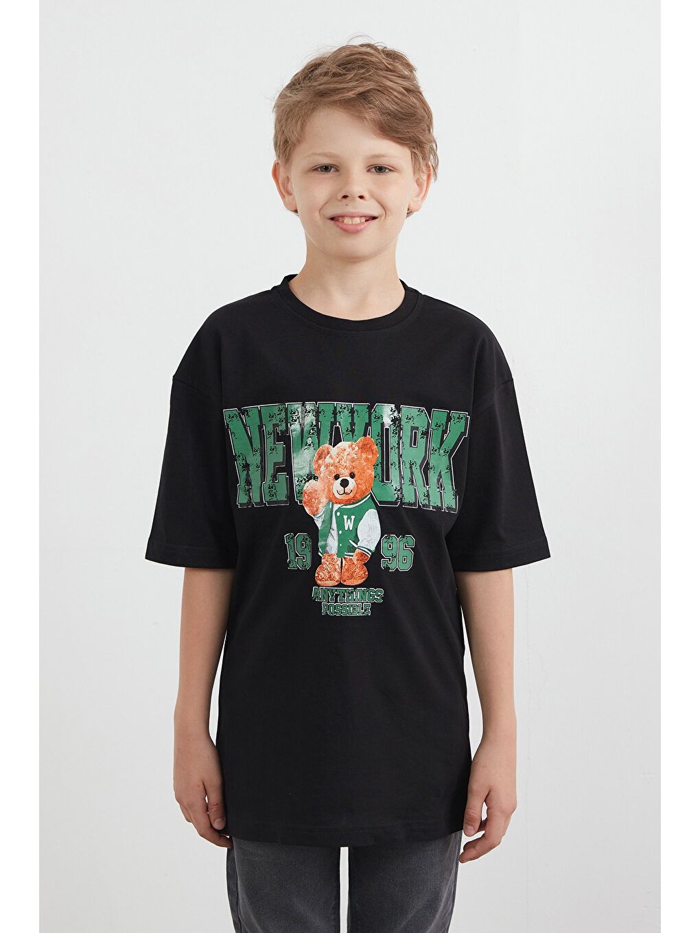 Siyah Newyork Yazı Ve Ayıcık Baskılı Erkek Çocuk Tişört