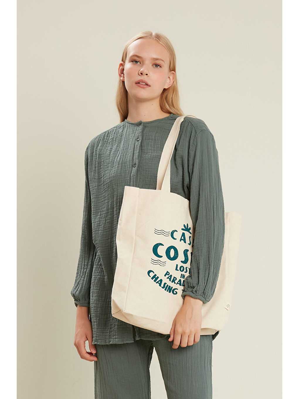 Turkuaz Baskılı Körüklü Bez Çanta Casa-Petrol-2