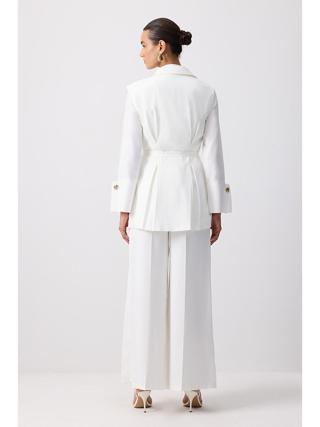 Ekru Pileli Kruvaze Yelek Pantolon Takım-3