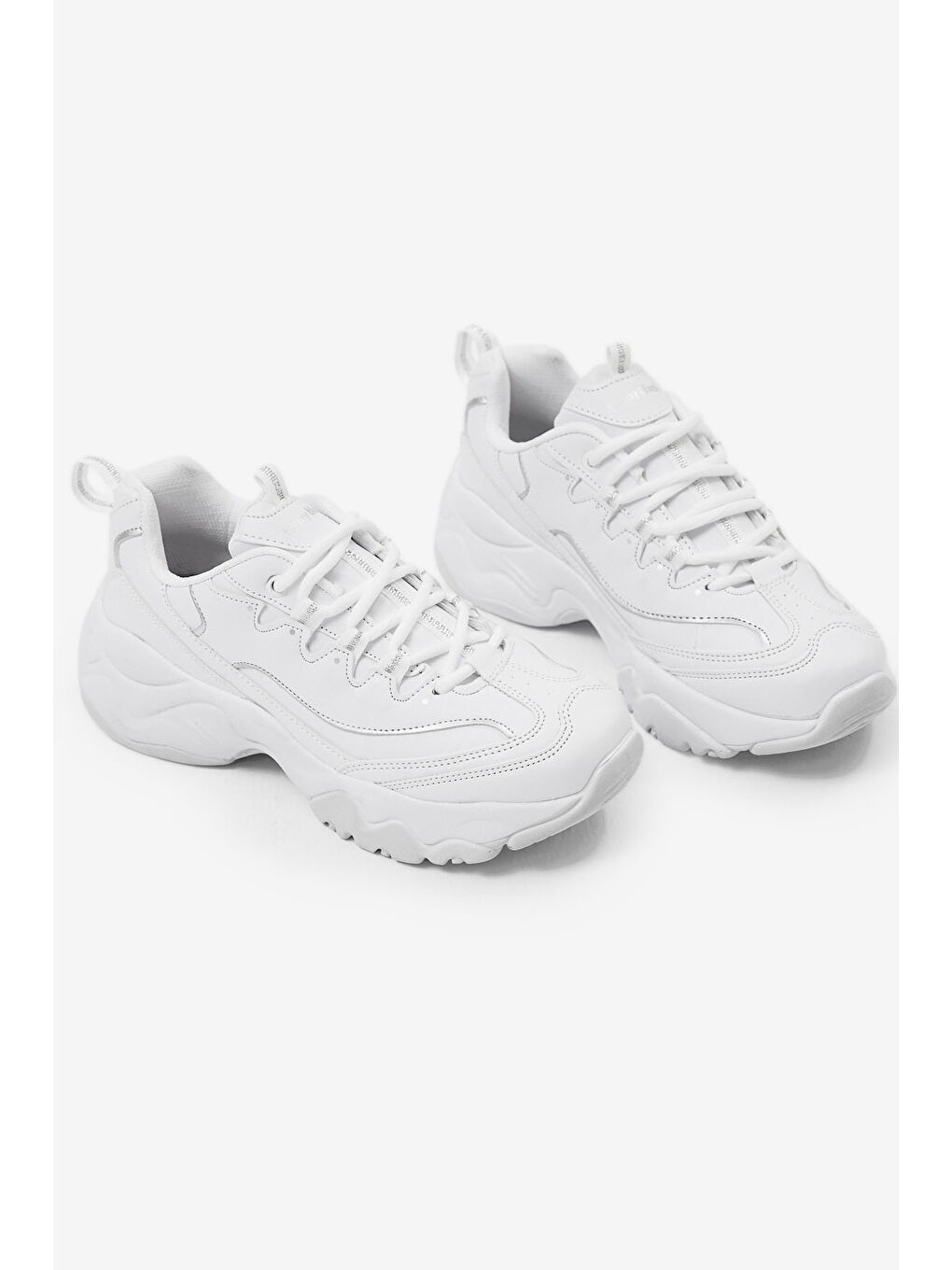 Kadın Beyaz Cilt Rahat Kalıp Yüksek Taban Bağcıklı Spor Ayakkabı-1