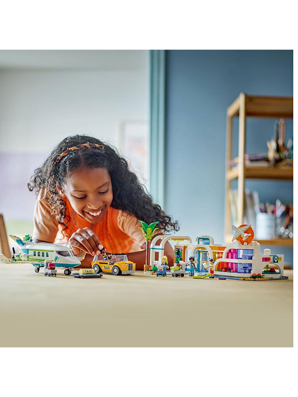 Friends Heartlake City Havaalanı ve Uçak 42656-3