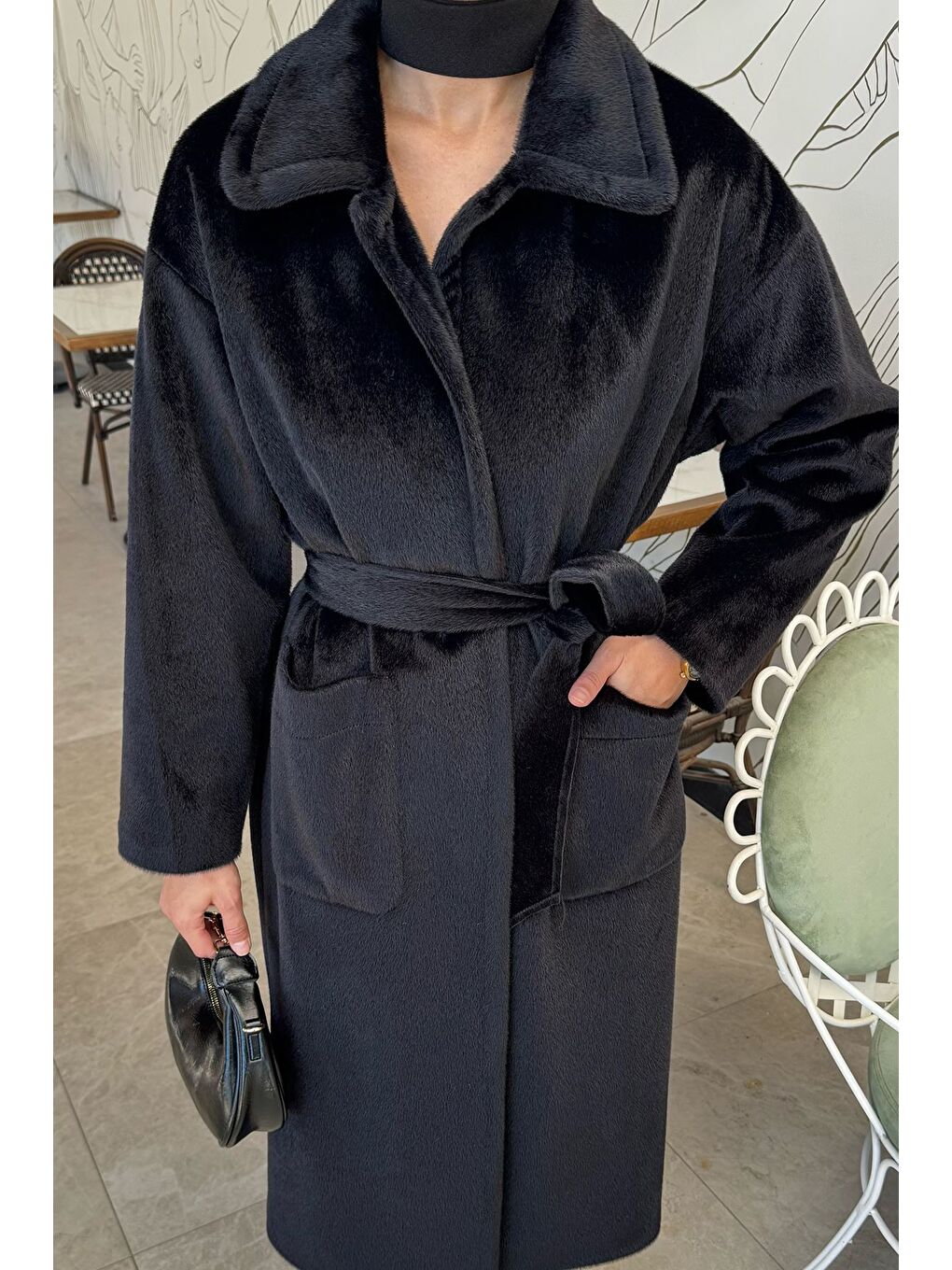 Siyah Kadın Gold Düğme Detaylı Bel Kuşaklı İç Astarlı Sakallı Kaban (s-m-l-xl Beden Uyumludur.)-3