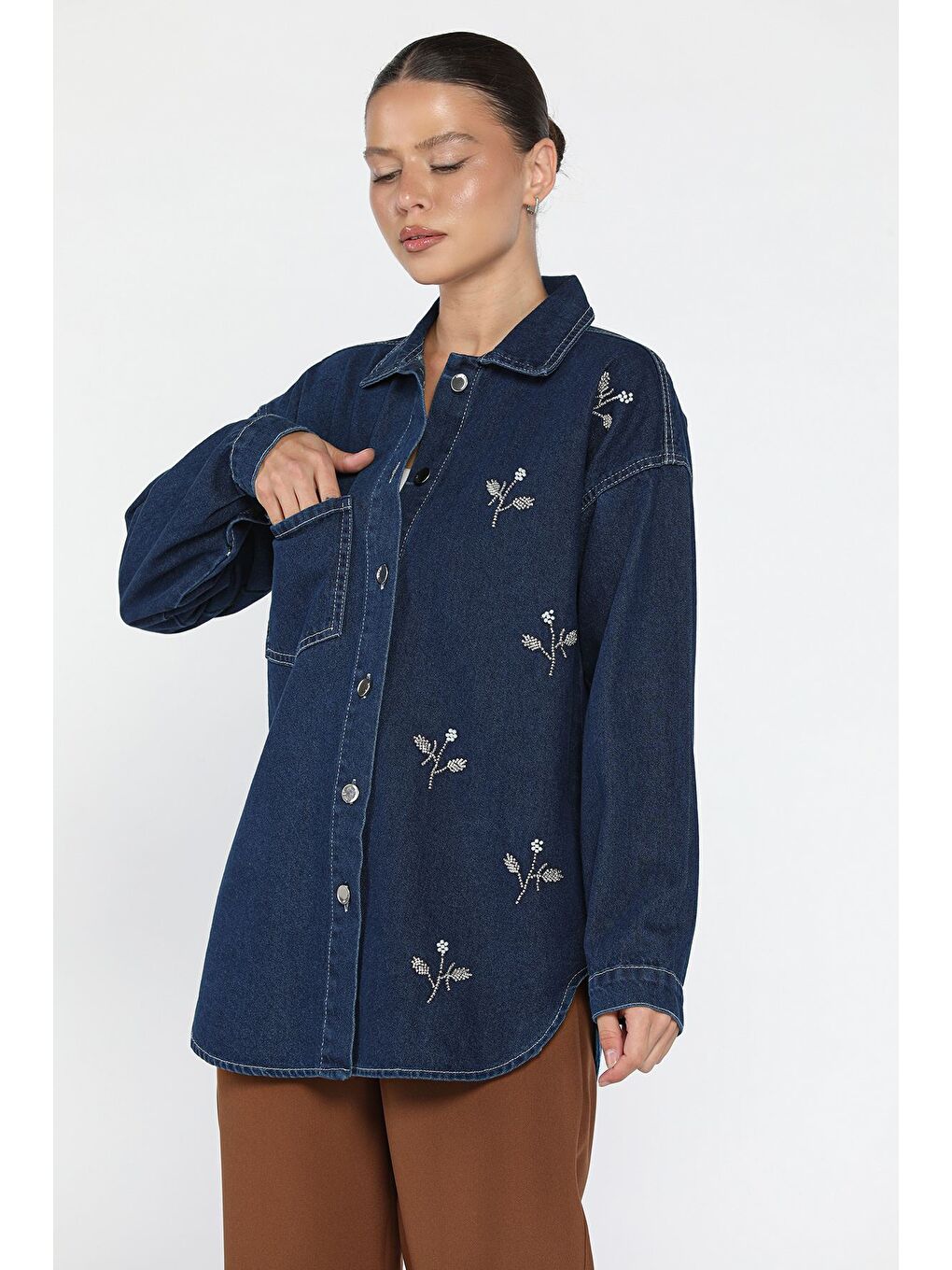 Lacivert Kadın Tek Cepli İnci Ve Taş İşlemeli Jean Ceket